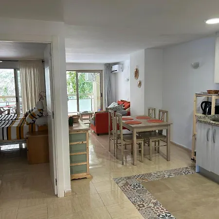 Front De Piscine Apartment Almunecar