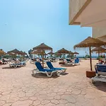 Front De Piscine